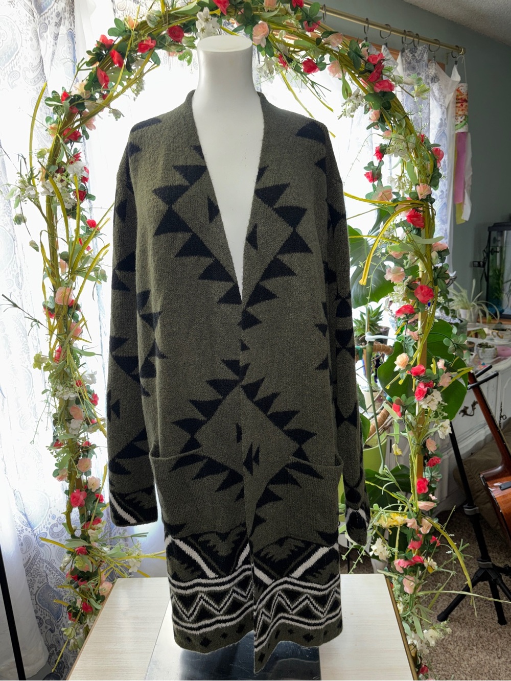 Frye The Cozy Cardigan Olive Green Geometric Women’s Size XXL